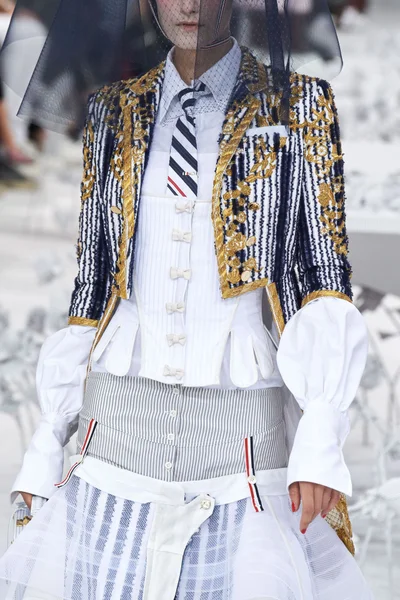 Look 154